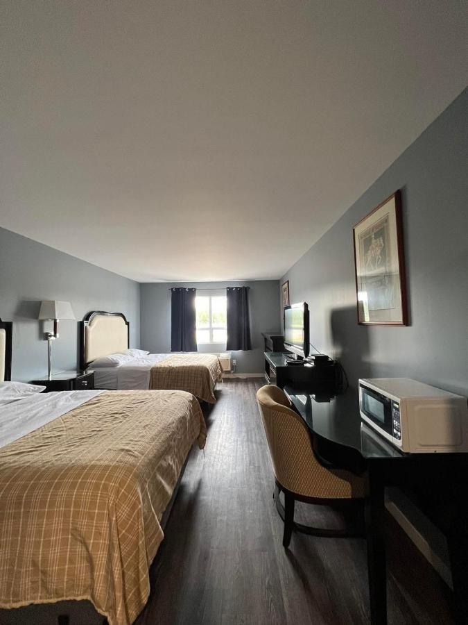 Hwy 17 Hotel Вава Экстерьер фото