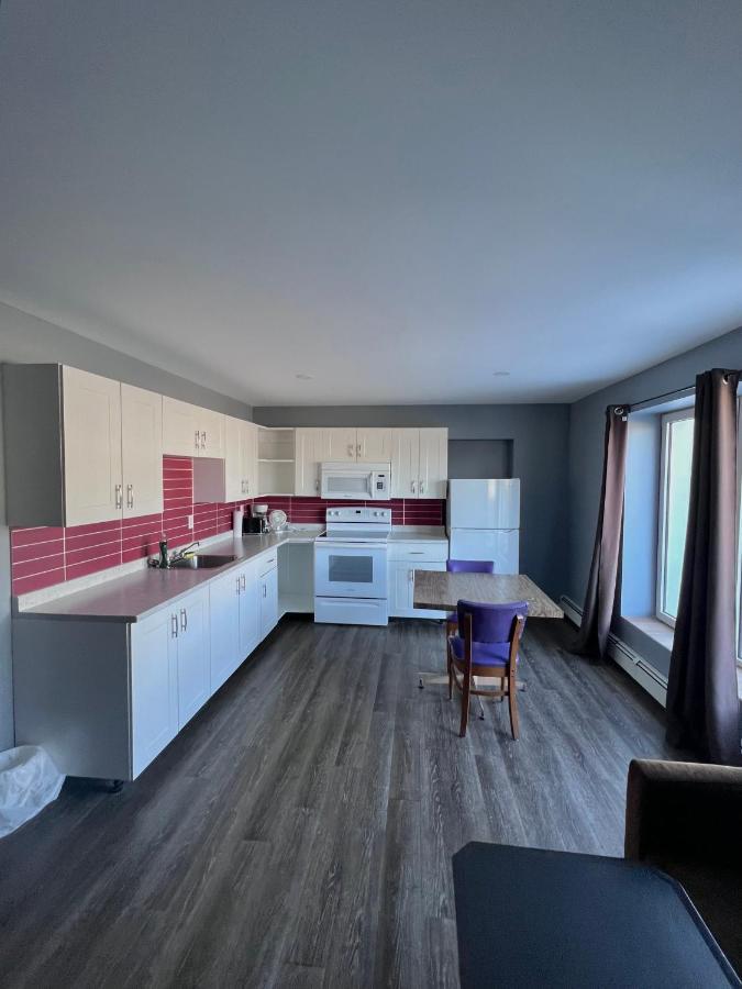 Hwy 17 Hotel Вава Экстерьер фото
